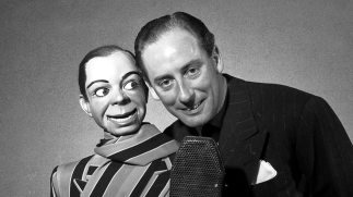 Peter Brough & Archie Andrewsp01hfrrw